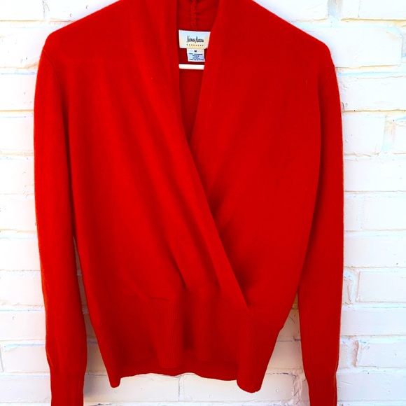 Neiman Marcus Sweaters - VINTAGE NEIMAN MARCUS CASHMERE WRAP SWEATER.